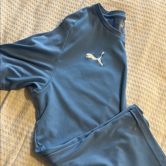 Puma Light Blue Athletic Short Sleeve Tee V-Neck - Picture 3 of 3